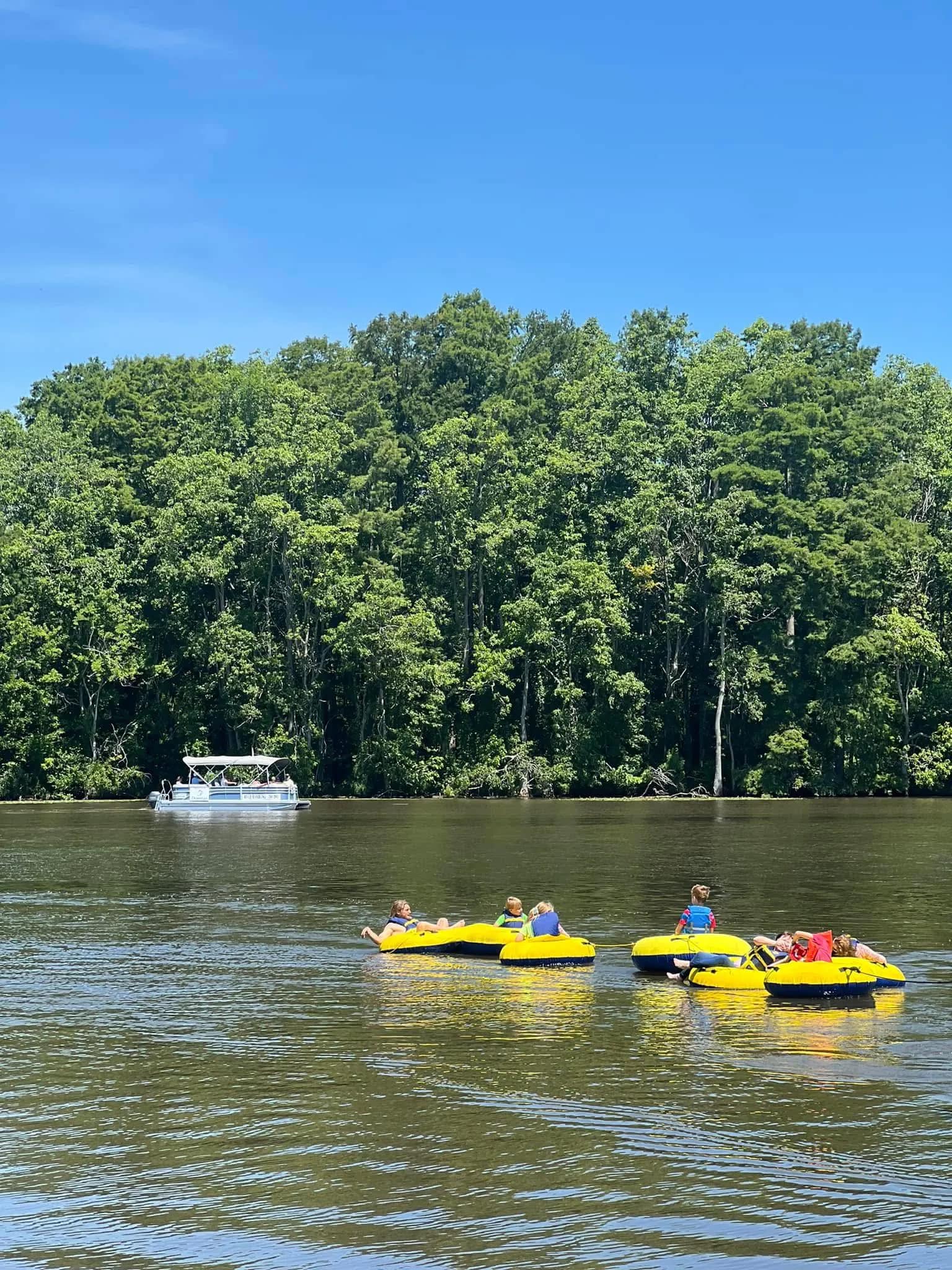 cubs-lazy-river-2